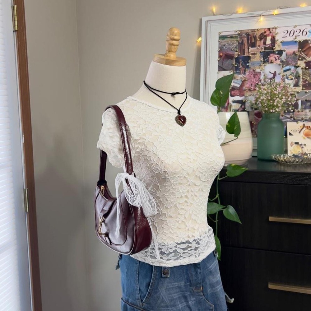 Hollister White Lace Shirt Sheer Top Floral Size XS